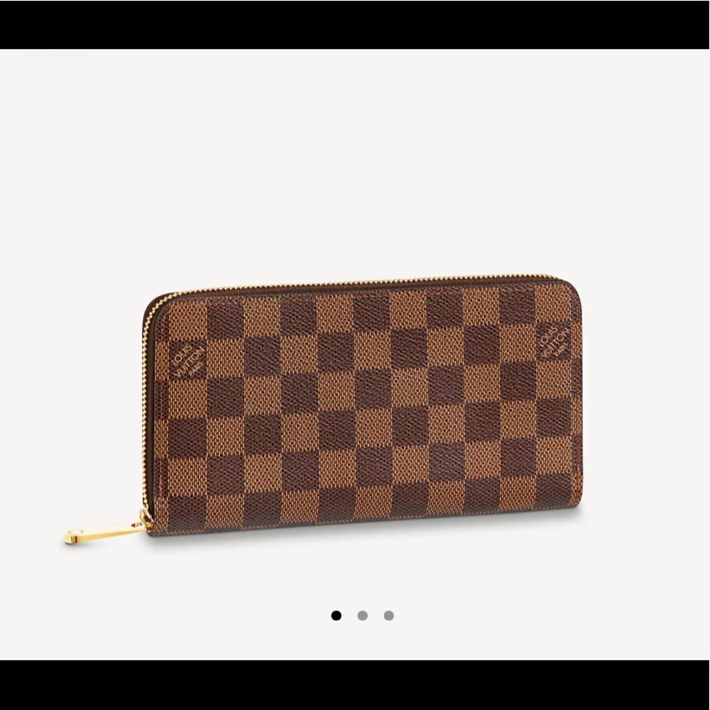 Louis Vuitton Zippy Wallet